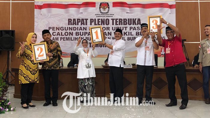 Ditahan KPK, Bupati Jombang Diwakili Istrinya Saat Ambil Nomor Pengundian Pilkada Mendatang