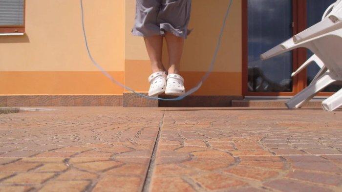 Lompat 1.000 Kali Setiap Hari, Bocah Ini Tak Tumbuh Tinggi, Justru Jadi yang Terpendek di Kelas