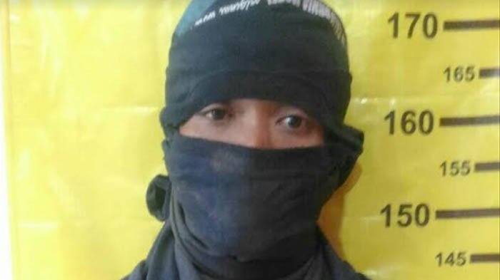 Wanita Ini Berduel Dengan Pencuri yang Menodongnya Dengan Pisau, Begini Kejadiannya