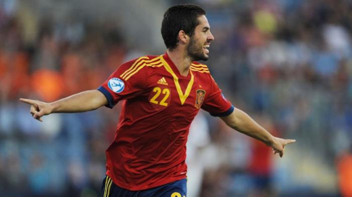 Spanyol Ungguli Slovenia 2-0 Babak Pertama: Gol Isco Bikin Kiper Melongo