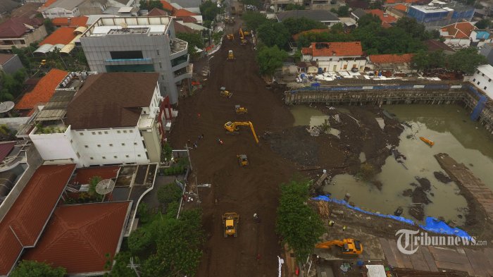 Polda Jatim Tetapkan 3 Tersangka Kasus Amblesnya Jalan Gubeng Surabaya
