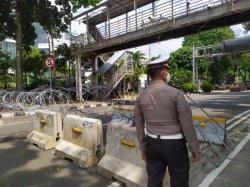 Polisi Imbau Massa Demo UU Cipta Kerja dari Luar Jakarta Cukup Sampaikan Aspirasi di Daerahnya