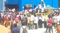 Enam Perempuan Pingsan Antre Tausiah Ustaz Abdul Somad di UIn Raden Fatah Palembang