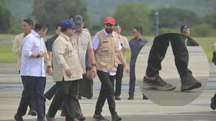 jemput prabowo sepatu berlumpur