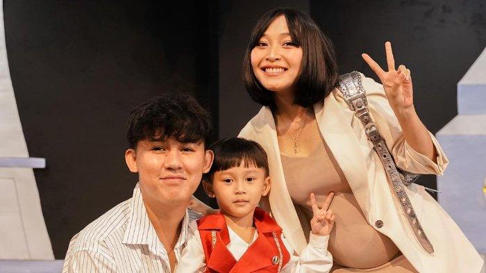 Rinni Wulandari Hamil 7 Bulan Anak Kedua, Jevin Julian Ungkap Putra Pertamanya Tak Sabar Jadi Kakak