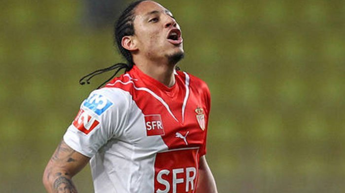 Harga Marquee Player Arema Tak Ada Seperempatnya Michael Essien