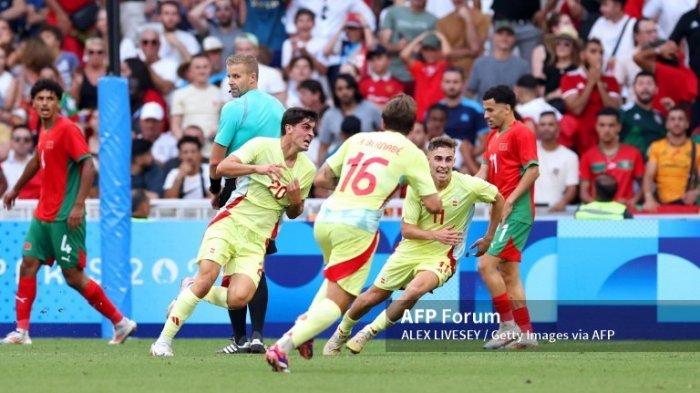 juanlu-sanchez-20-dari-tim-spanyol-merayakan-gol-kedua.jpg