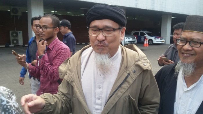 Kakak Angkat Ahok Pertanyakan Kapabilitas Seorang Saksi Pelapor