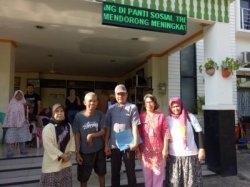 20 Tahun Menggelandang di Jakarta, Akhirnya Kakek Ini Bisa Bertemu Kembali Keluarganya