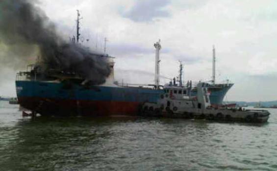 Dugaan Puntung Rokok Penyebab Kebakaran KM Sabuk Nusantara
