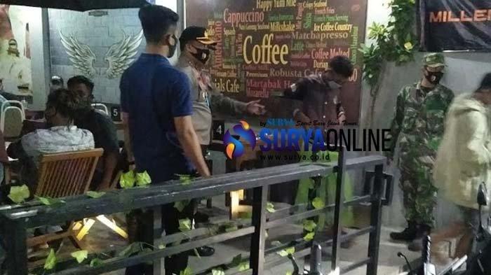 Kapolres Bangkalan Usir Pengunjung Kafe yang Tak Pakai Masker: Baru Saja Dikasih Kok Enggak Dipakai