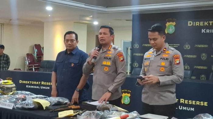 KASUS ALVARO KIANO - Kabid Humas Polda Metro Jaya Kombes Budi Hermanto memastikan kasus kematian bocah Alvaro Kiano Nugroho (6) dihentikan demi hukum di Mapolda Metro Jaya, Selasa (10/2/2026).