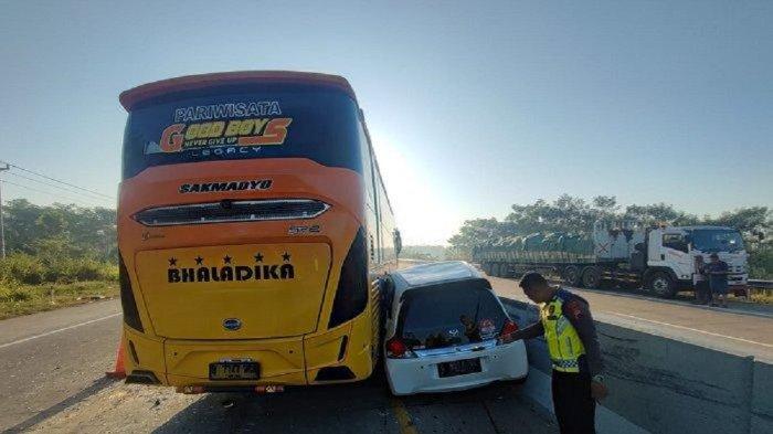 Kecelakaan Beruntun Libatkan Tiga Kendaraan di Tol Pemalang-Batang, Satu Orang Meninggal Dunia