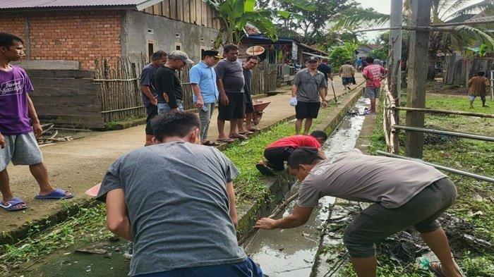Kepala Desa di Sumsel Viral Karena Tidak Ambil Gaji: Agendakan Kerja Bakti dan Makan Bersama