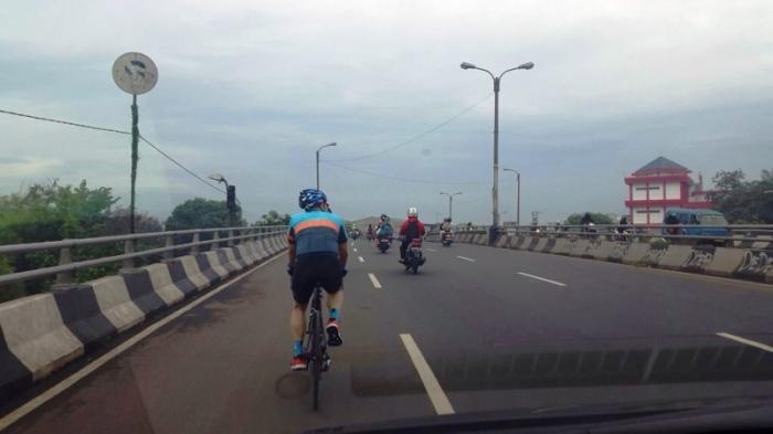 Ketua MPR Gowes Sepeda Hadiri Orasi Ilmiah Guru Besar IPB di Dramaga