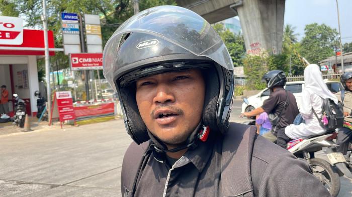 KENAIKAN HARGA PERTAMAX - Agus, warga Kuningan Barat, Jakarta Selatan mengaku khawatir BBM Pertalite ikut naik harga hingga terjadi kelangkaan pasca-kenaikan harga BBM Pertamax.