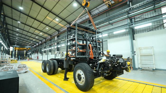 Bukukan Pendapatan Rp 717 Miliar, VKTR Rampungkan 20 Unit Bus Listrik