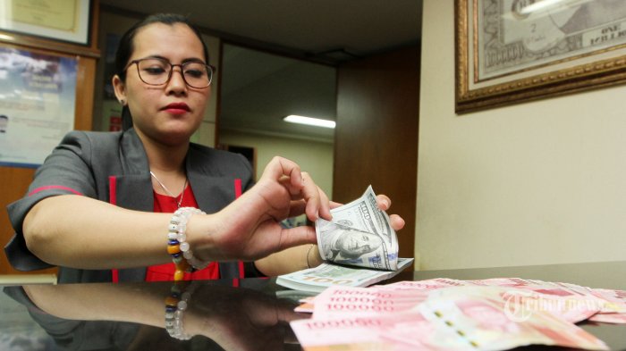 Kurs Rupiah Kembali Melemah ke Posisi Rp 14.745 per Dolar AS