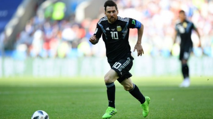 Argentina vs Islandia: Lionel Messi Apes Penaltinya Diblok Kiper Islandia Skor Akhir 1-1