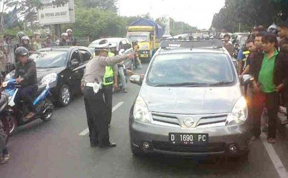 Amran Meninggal Mendadak Saat Mengemudi di Jl Soekarno Hatta