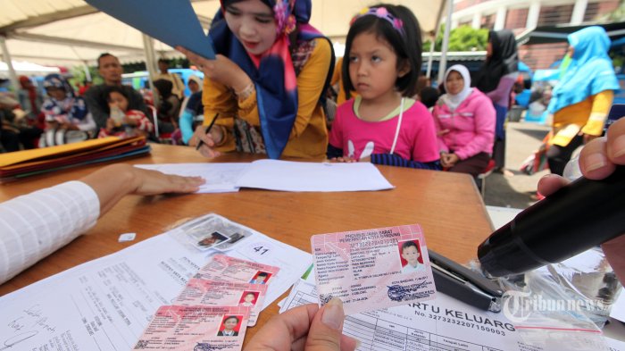 Masyarakat Bisa Tukarkan Akta Kelahiran Hasil Daftar Online bila Tidak Puas dengan Hasil Cetakan