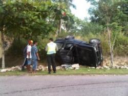 Saling Kejar, Mobil Pengerit Terbalik
