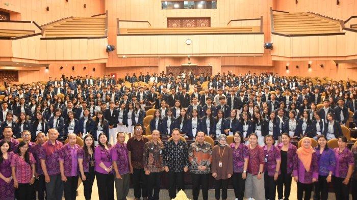 Anggota MPR Kelompok DPD Dapil Bali Ajak Generasi Muda Berprestasi Lebih Tinggi
