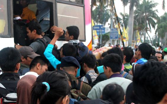 Arus Mudik di Terminal Maospati Magetan Masih Normal