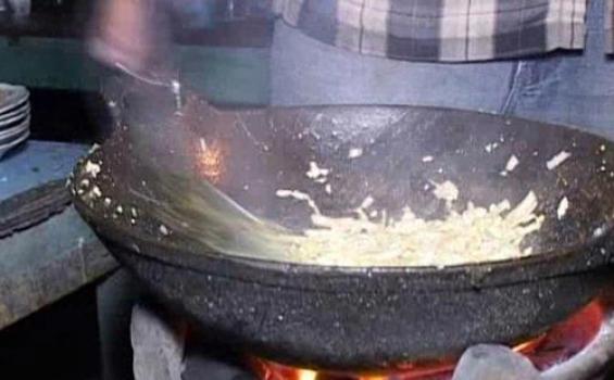 Generasi Ketiga Nasi Goreng Mbah Man