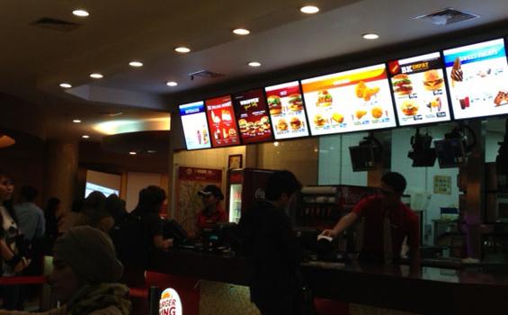 Siapa Mau Burger Murah? Datang ke Senayan City Yuk