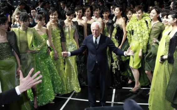 Persembahan Cinta Armani untuk Negeri Tirai Bambu