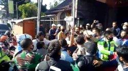 Penghina Guru Kena Bogem Dari Para Pengajar