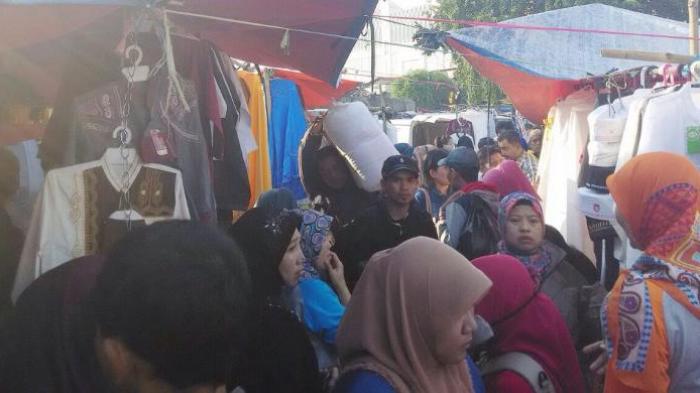 Pedagang Pasar Tasik Sudah Dapat Berkah di Pagi Pertama Ramadhan