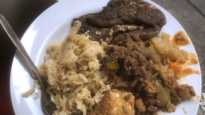 Sarapan Enak di Jember, Jangan Lewatkan Kenikmatan Pecel Lodeh Walisongo yang Legendaris