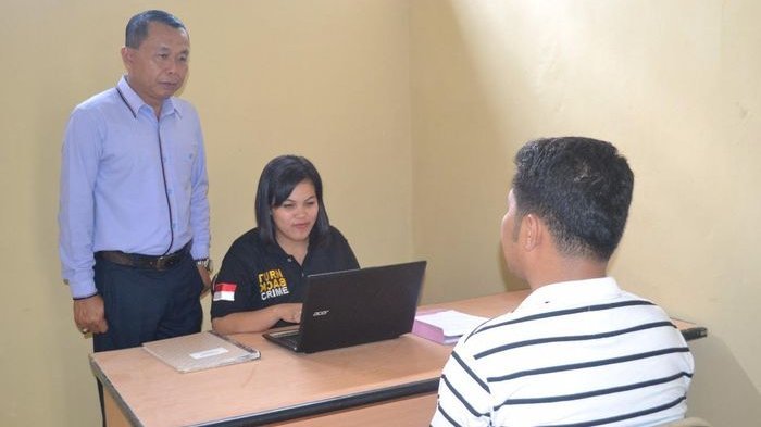 'Gituin' Siswi SMA Tiga Kali, PNS Eselon IV ini Hanya Tertunduk Saat Ditangkap Polisi