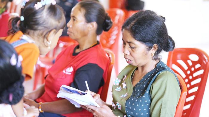 pelatihan umkm mama-mama dari Desa Mata Wee Lima
