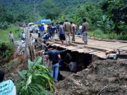 Kondisi Amburadul, DPR Desak Pemerintah Bangun Infrastruktur
