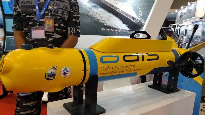 Zeni Ranjau TNI AL Pamerkan Prototipe Robot Pendeteksi Ranjau Laut Pada Indo ...
