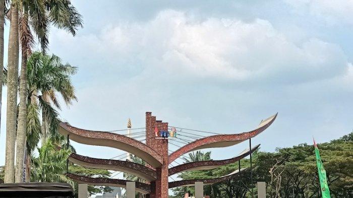 Pengelola TMII Ungkap Cara Terapkan Protokol Kesehatan kepada Pengunjung