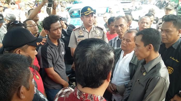 Foto-Foto Penjagaan di Simpang Cileungsi