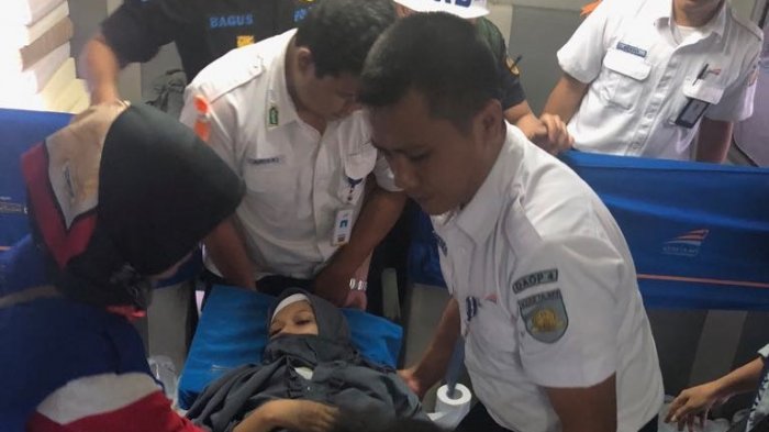 Penumpang Wanita Bersalin dalam Perjalanan Kereta Api Jurusan Jakarta-Surabaya