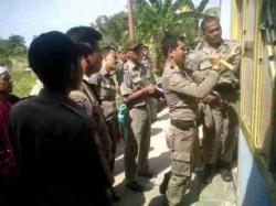 Karaoke Tanjung Kalian Disegel Pol PP
