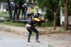 Warga di Tamalate 1 Perang Lagi