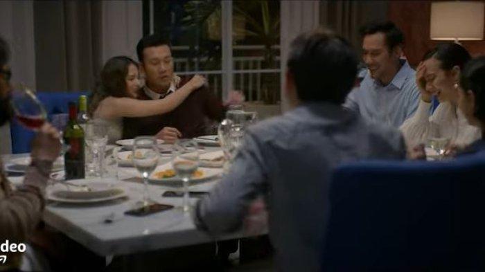 Perfect Strangers, Reuni 7 Sahabat yang Mengaduk Emosi