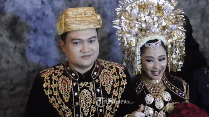 Mantan penyayi cilik, Chikita Meidy melangsungkan pernikahan dengan Indra Aditya di Hotel Bidakara, Tebet Timur, Jakarta Selatan, Minggu (10/7/2018). TRIBUNNEWS.COM/LENDY RAMADHAN