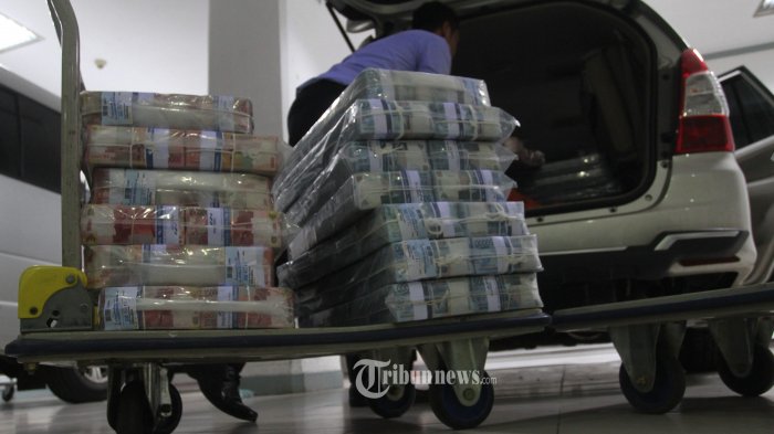 'Pede' ke Bank Mau Lunasi Utang Rp 4,5 Miliar, Mujiono Ternyata Bawa Sekardus Duit Mainan