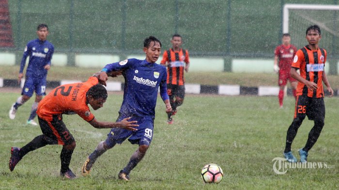 Pelatih Persib Sebut Dua Pemain Maung Ini Adalah Masa Depan Cerah Bagi Sepakbola Indonesia