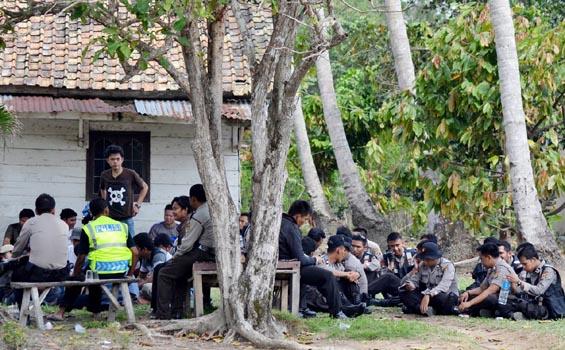5 Kompi Pasukan Gabungan Jaga Desa Balinuraga