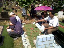 TPU Tanah Kusir Dipadati Peziarah