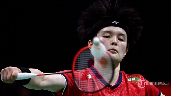 Pebulu tangkis tunggal putri China, Wang Zhiyi bertanding melawan pebulu tangkis Korea Selatan, Sim Yu-jin dalam babak final Piala Uber (Uber Cup) 2022 di Impact Arena, Bangkok, Thailand, Sabtu (14/5/2022). Tim Korsel keluar sebagai juara setelah berhasil mengalahkan tim China dengan skor 3-2. AFP/MANAN VATSYAYANA